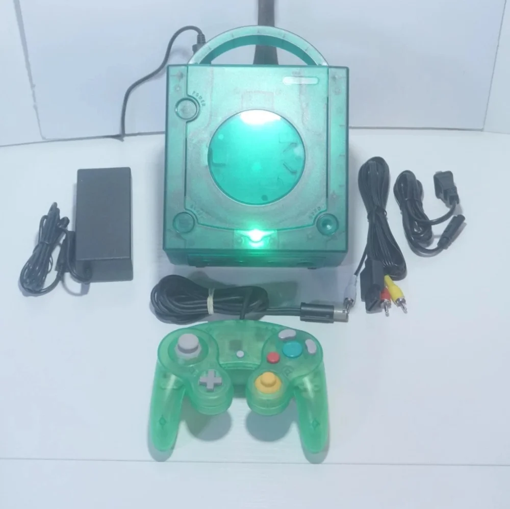 Clear Emerald Green Nintendo GameCube DOL-001 (USA) with Green LED & Controller